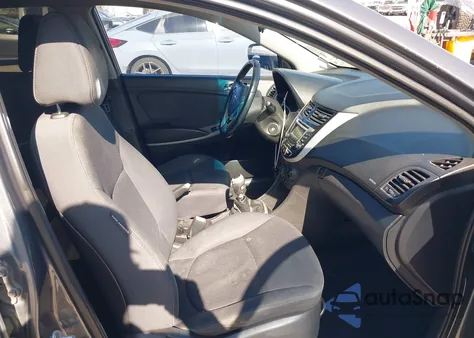 2013 Hyundai Accent Se из США, поврежденный, VIN KMHCU5AE3DU081675